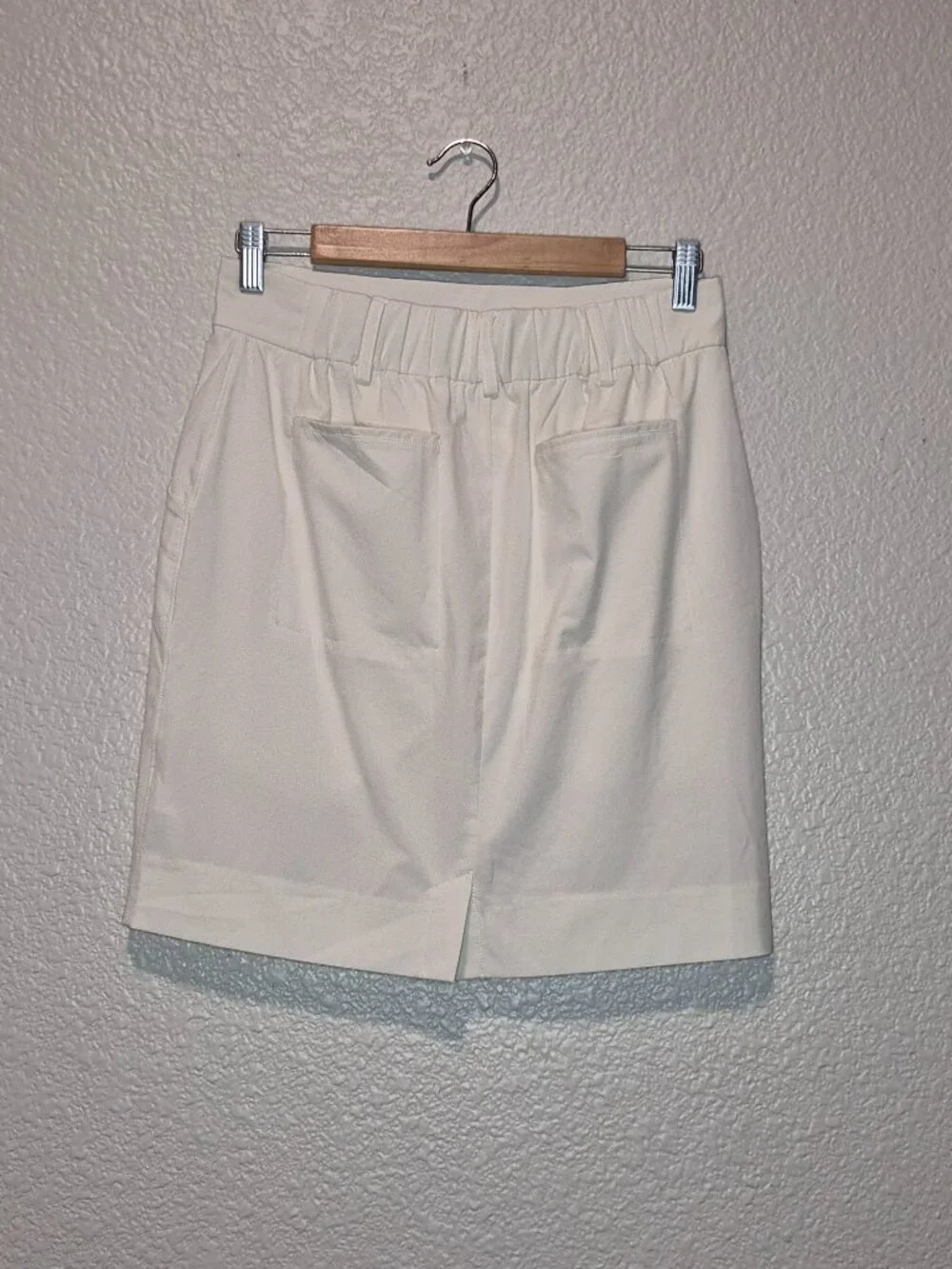 Belyn Key White Golf Skort Skirt Size: Small Pockets Athletic Athleisure